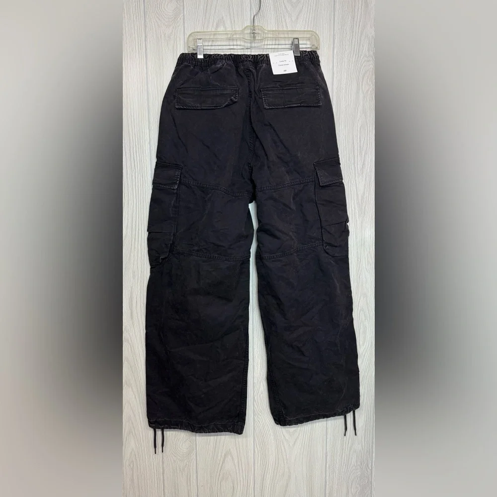 H&M Black Wide-Leg Cargo Pants with Drawcord Hem‎